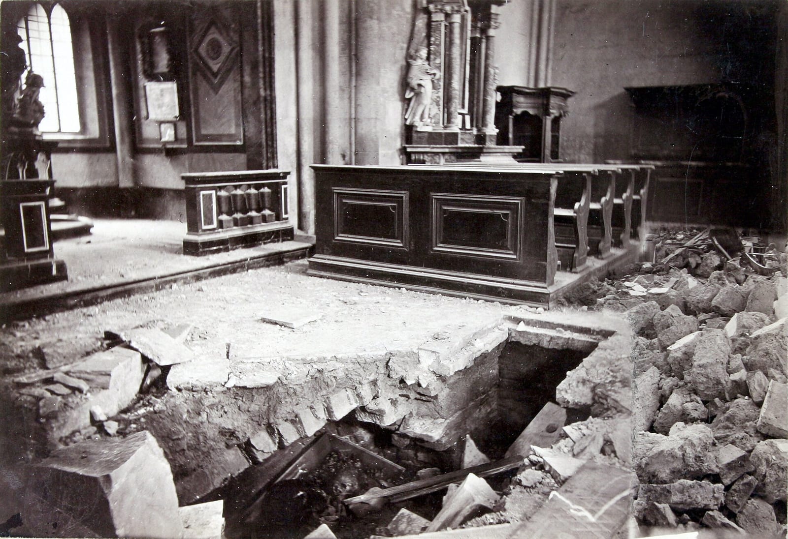 Zagreb — The Two Hills and the Two Earthquakes